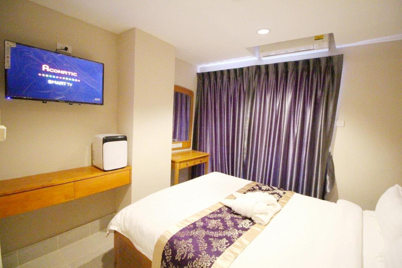 Lee Place Phatthanakan Condo Bangkok Kültér fotó