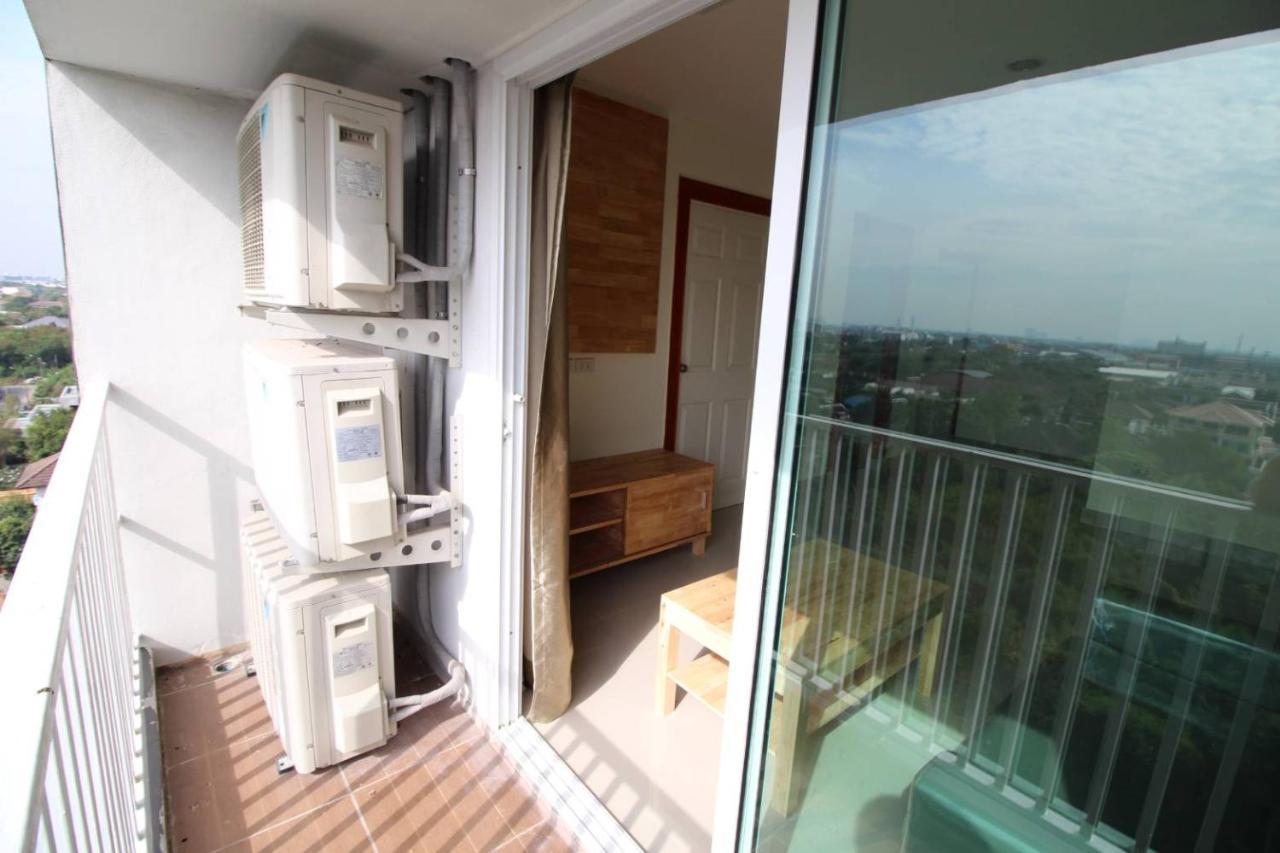 Lee Place Phatthanakan Condo Bangkok Kültér fotó