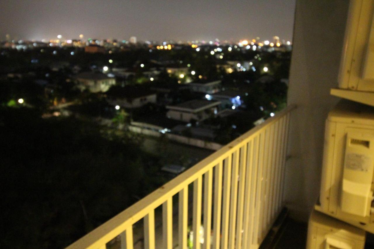 Lee Place Phatthanakan Condo Bangkok Kültér fotó
